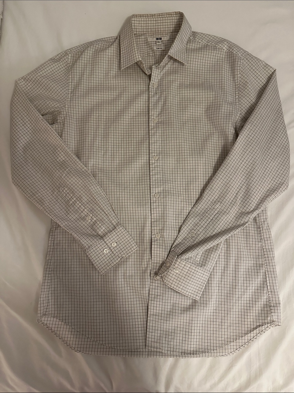 Uniqlo White and Gray Checkered Dress Shirt